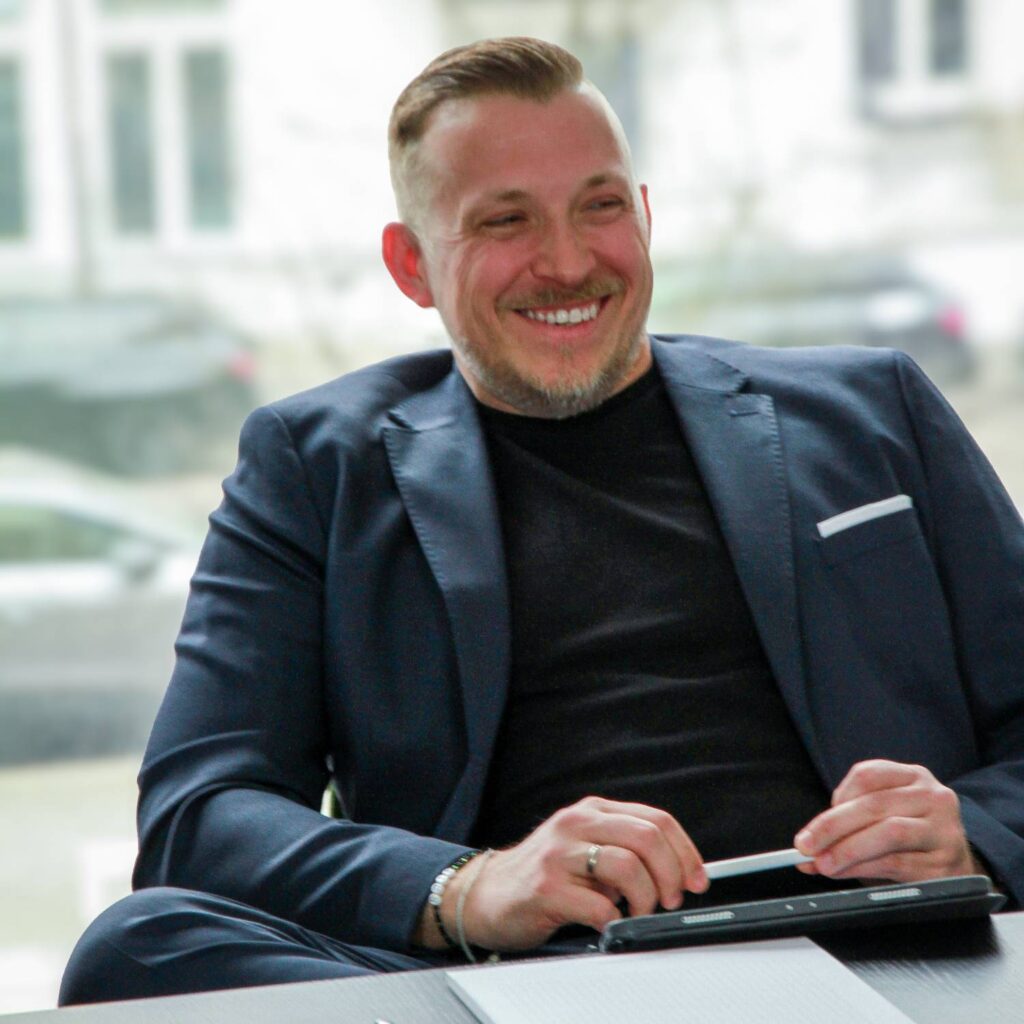 Timo Gutzmann von den Friedrichshainer Immobilienmaklern