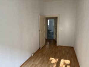 Schlafzimmer (2)