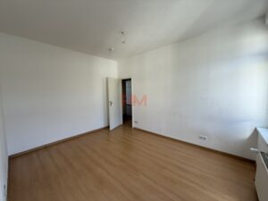 Schlafzimmer (2)